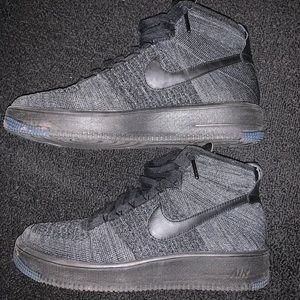 Air Force 1 Ultra Flyknit Mid